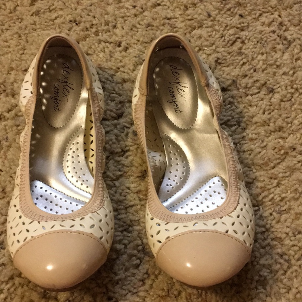 Dexflex comfort cream/nude ballet flats